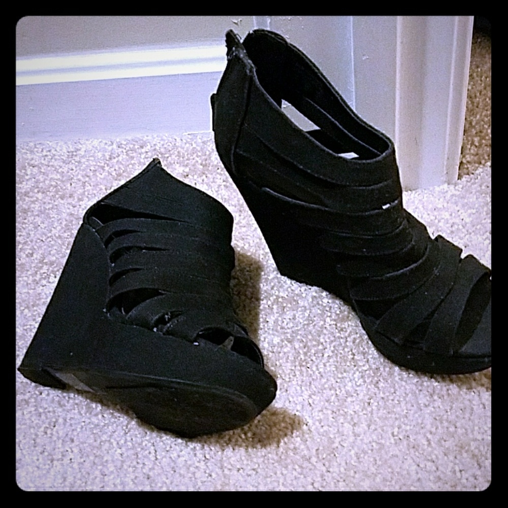 Black platform wedges